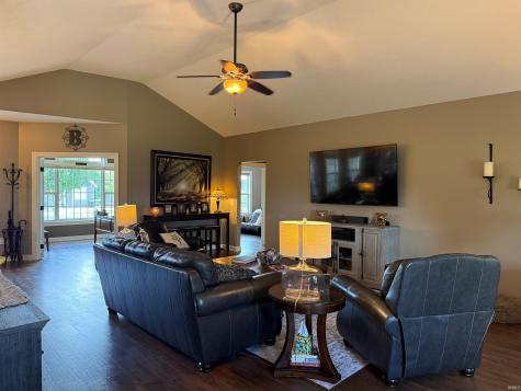 1109 S Deer Run Ellettsville IN 47429