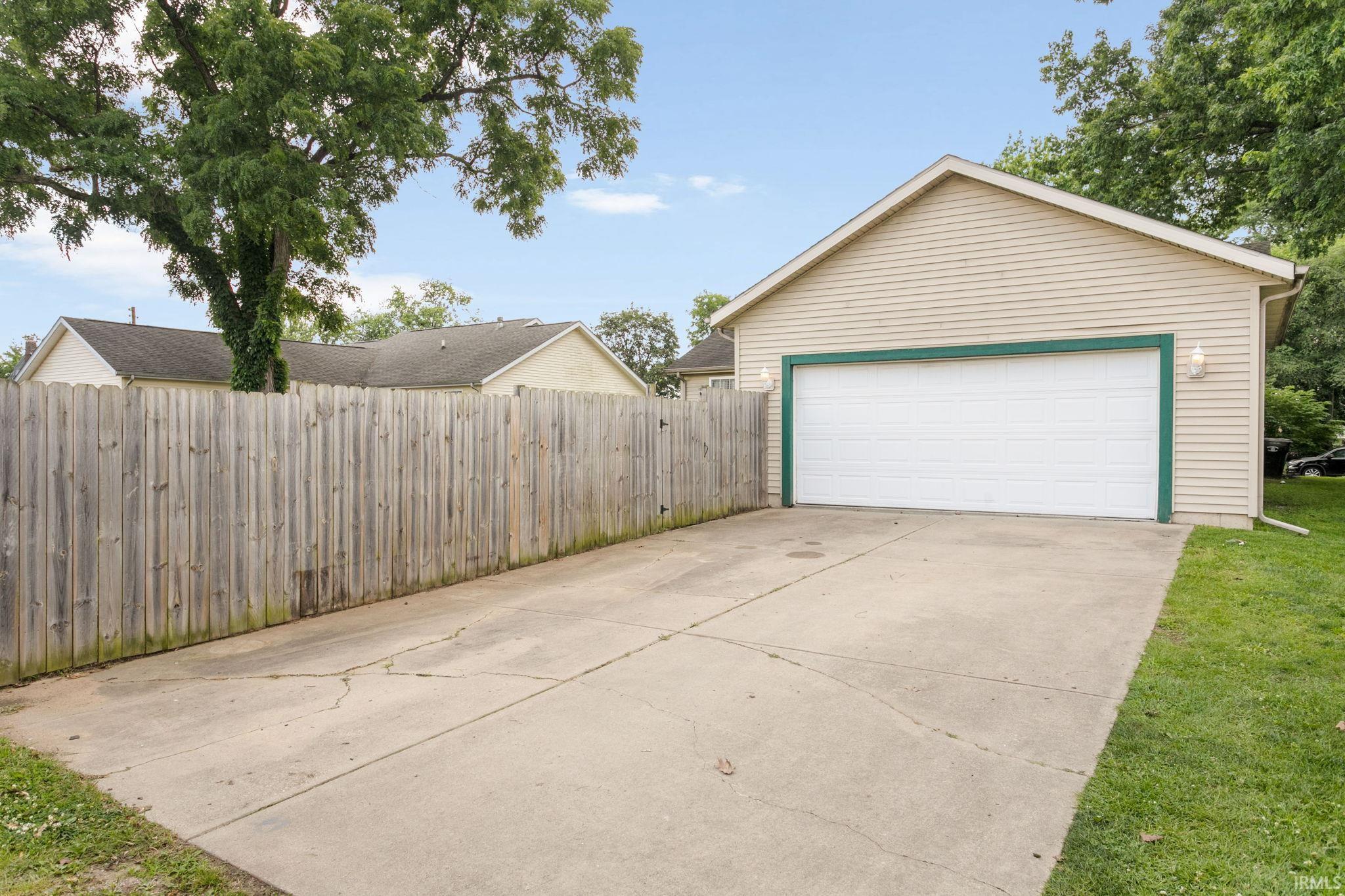 1218 S 34th Street South Bend IN 46615