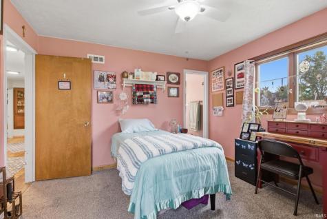 7010 E State Road 28 Elwood IN 46036