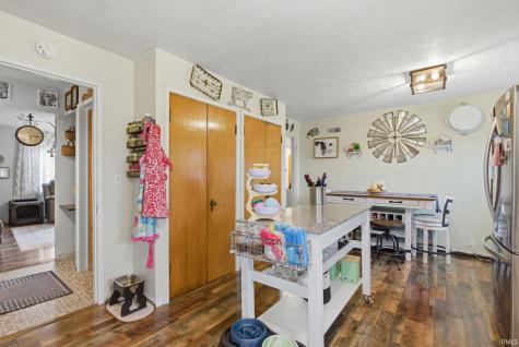 7010 E State Road 28 Elwood IN 46036