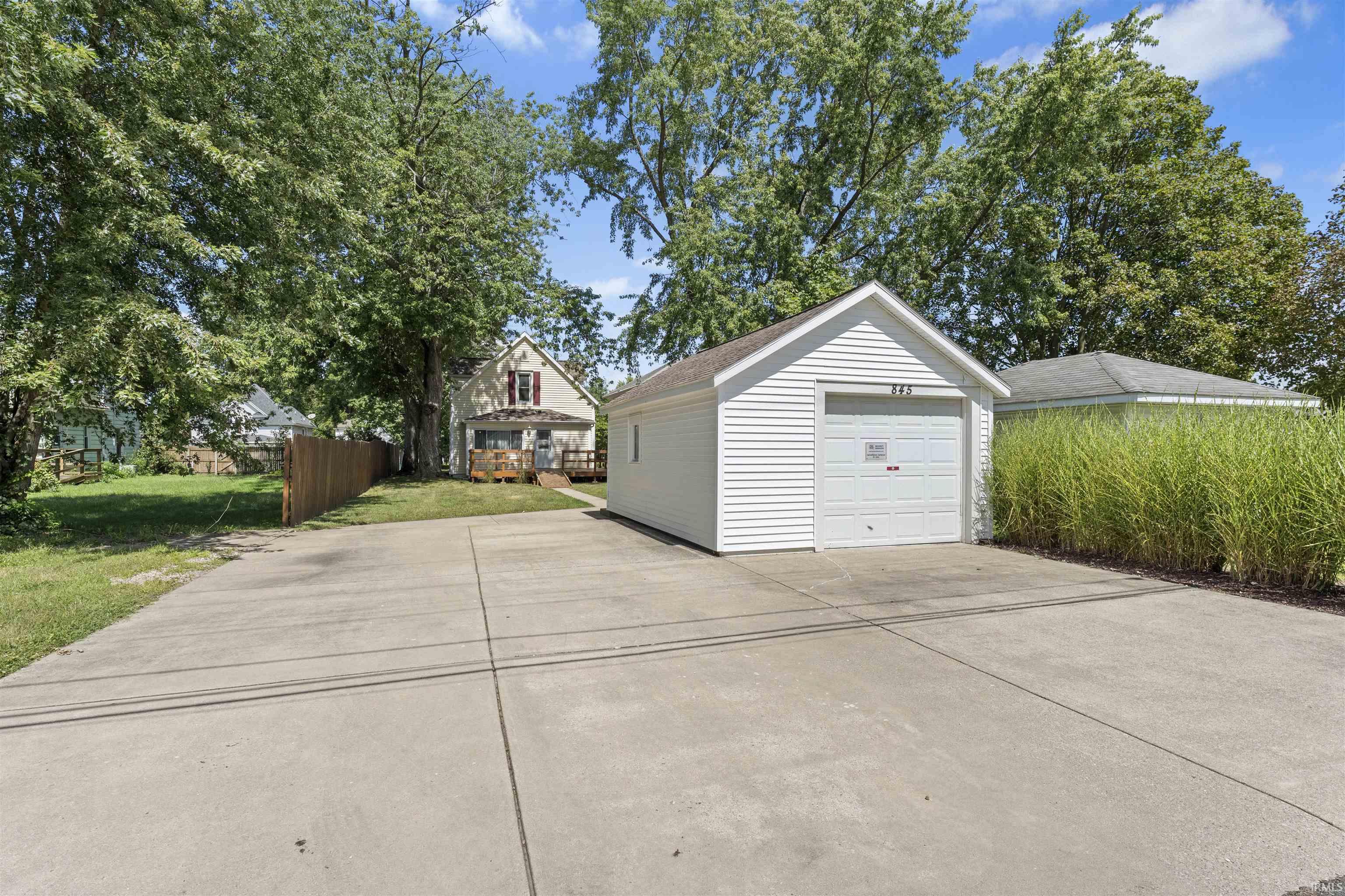 845 E 3rd Street Mishawaka IN 46544