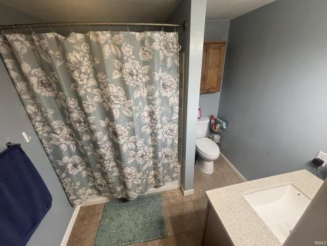 5768 N Old 41 Highway Vincennes IN 47591