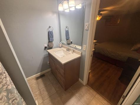 5768 N Old 41 Highway Vincennes IN 47591