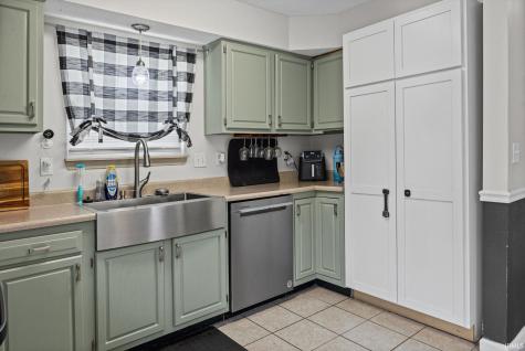313 Trowbridge Drive Lafayette IN 47909
