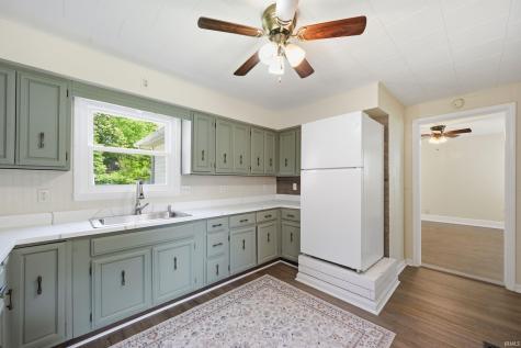 135 S Jefferson Street Knightstown IN 46148