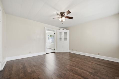 135 S Jefferson Street Knightstown IN 46148