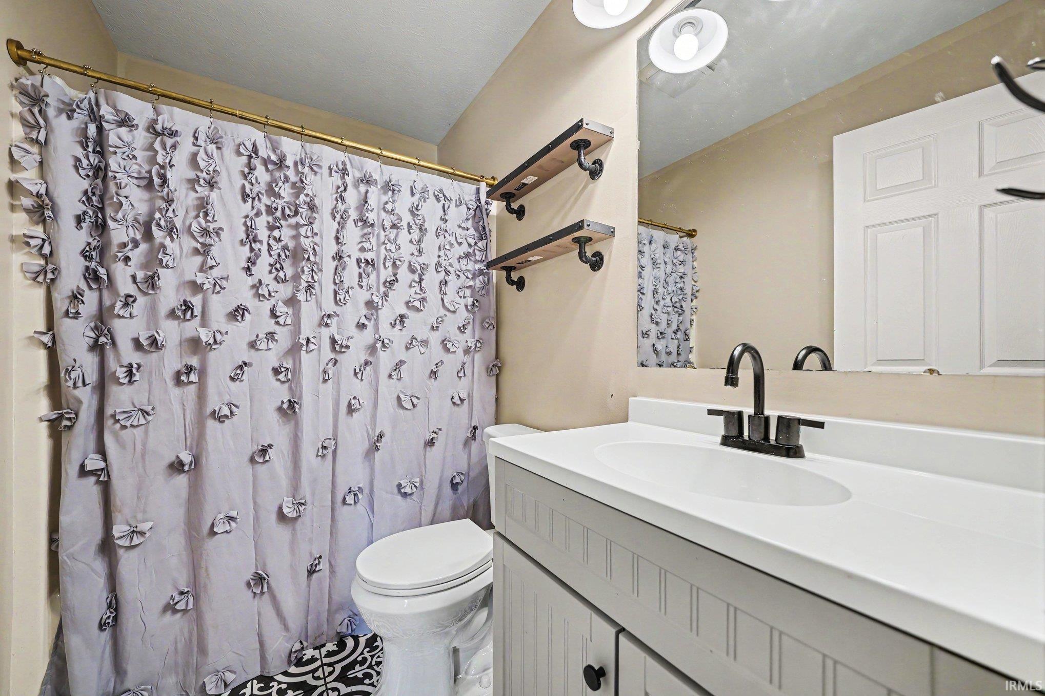 12392 Diamond Drive Plymouth IN 46563