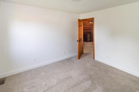 641 Woodbriar Court Evansville IN 47715
