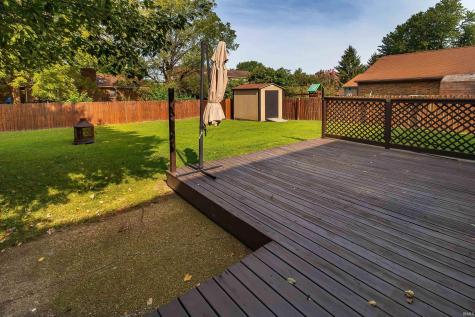 641 Woodbriar Court Evansville IN 47715