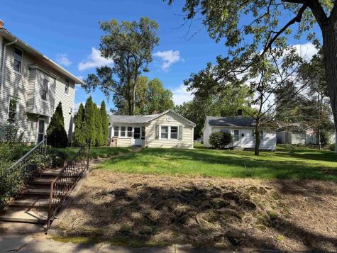 1030 Foster Street South Bend IN 46617