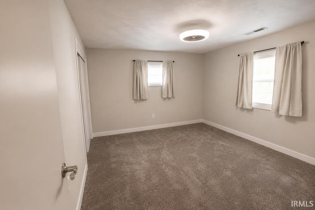 55585 Blue Jay Drive South Bend IN 46619