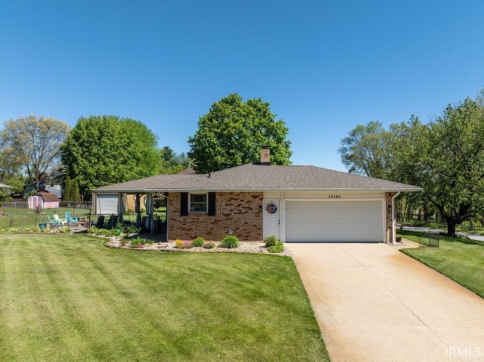 55585 Blue Jay Drive South Bend IN 46619