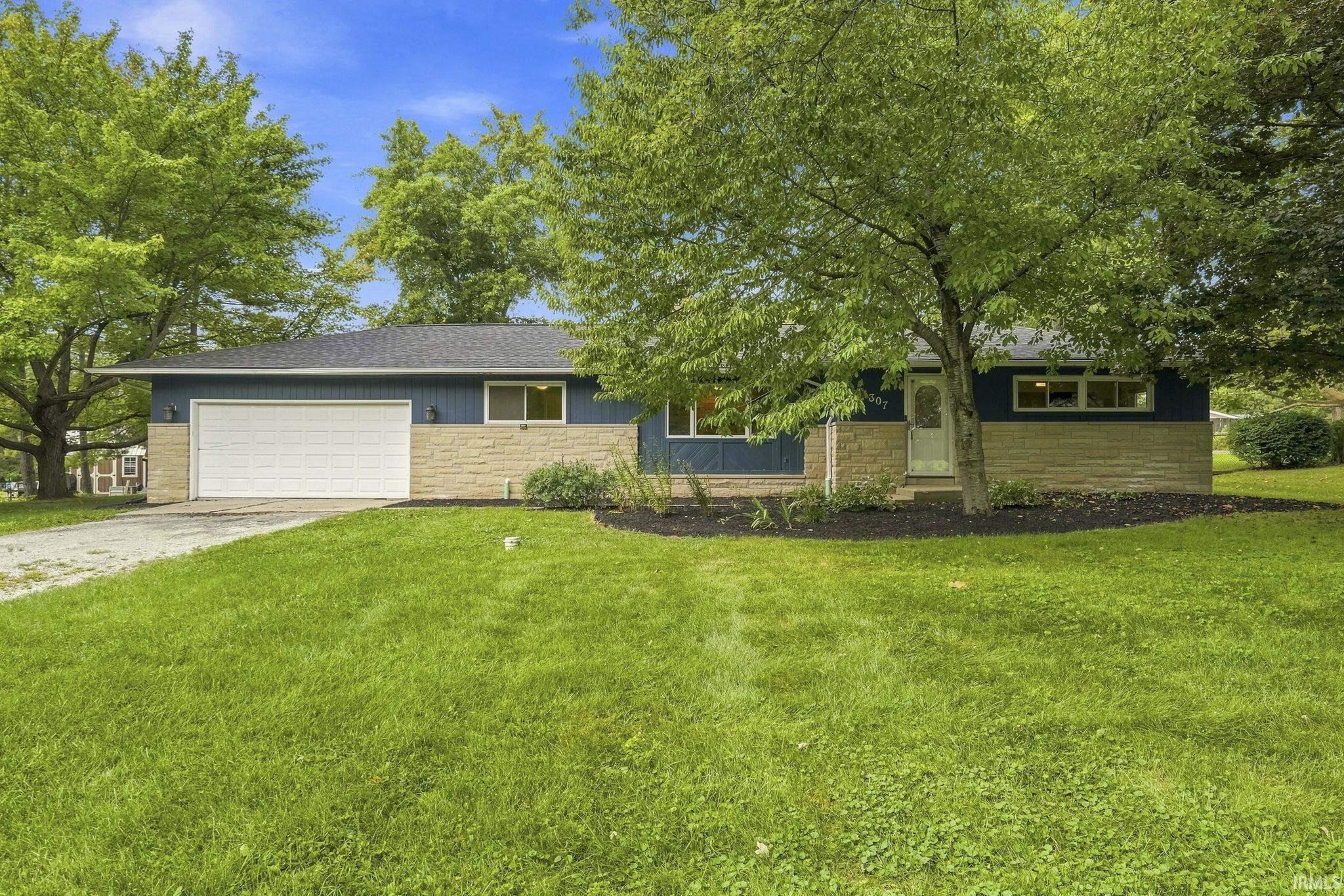 11307 Gongwer Drive Fort Wayne IN 46845