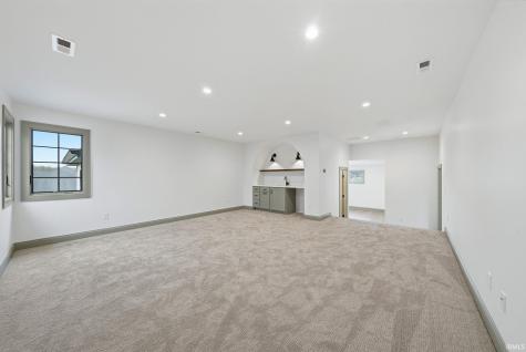 4372 Veritas Boulevard Fort Wayne IN 46825