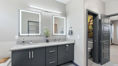10228 Chambord Knoll Fort Wayne IN 46835