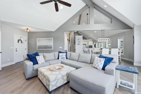 8096 E Quiet Harbor Drive Syracuse IN 46567