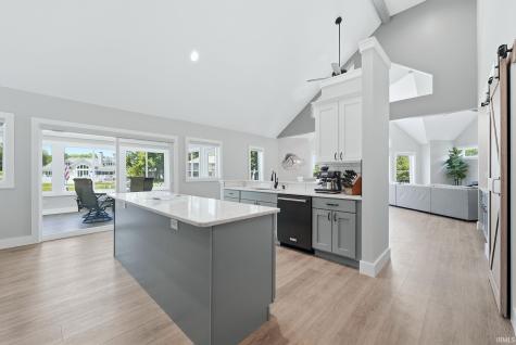 8096 E Quiet Harbor Drive Syracuse IN 46567