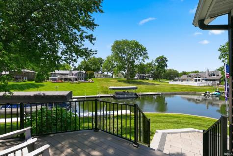 8096 E Quiet Harbor Drive Syracuse IN 46567