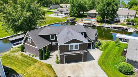 8096 E Quiet Harbor Drive Syracuse IN 46567