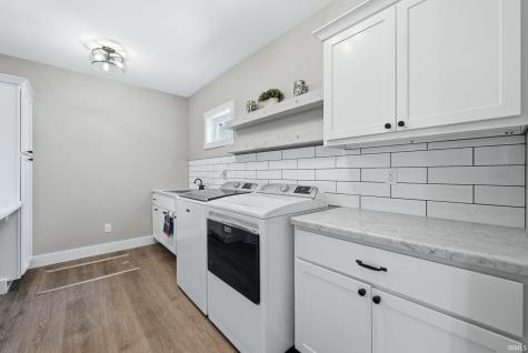 8096 E Quiet Harbor Drive Syracuse IN 46567