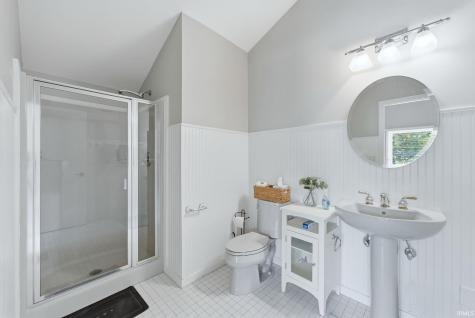 8096 E Quiet Harbor Drive Syracuse IN 46567