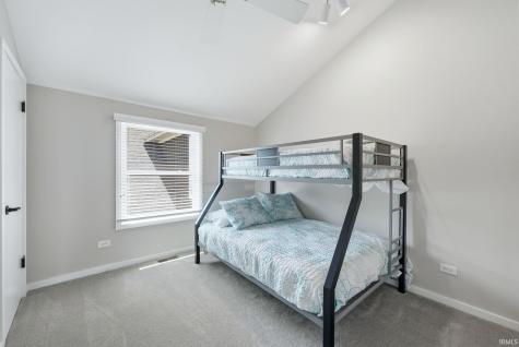 8096 E Quiet Harbor Drive Syracuse IN 46567