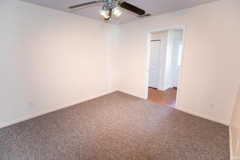 2109 Ball Court Rochester IN 46975