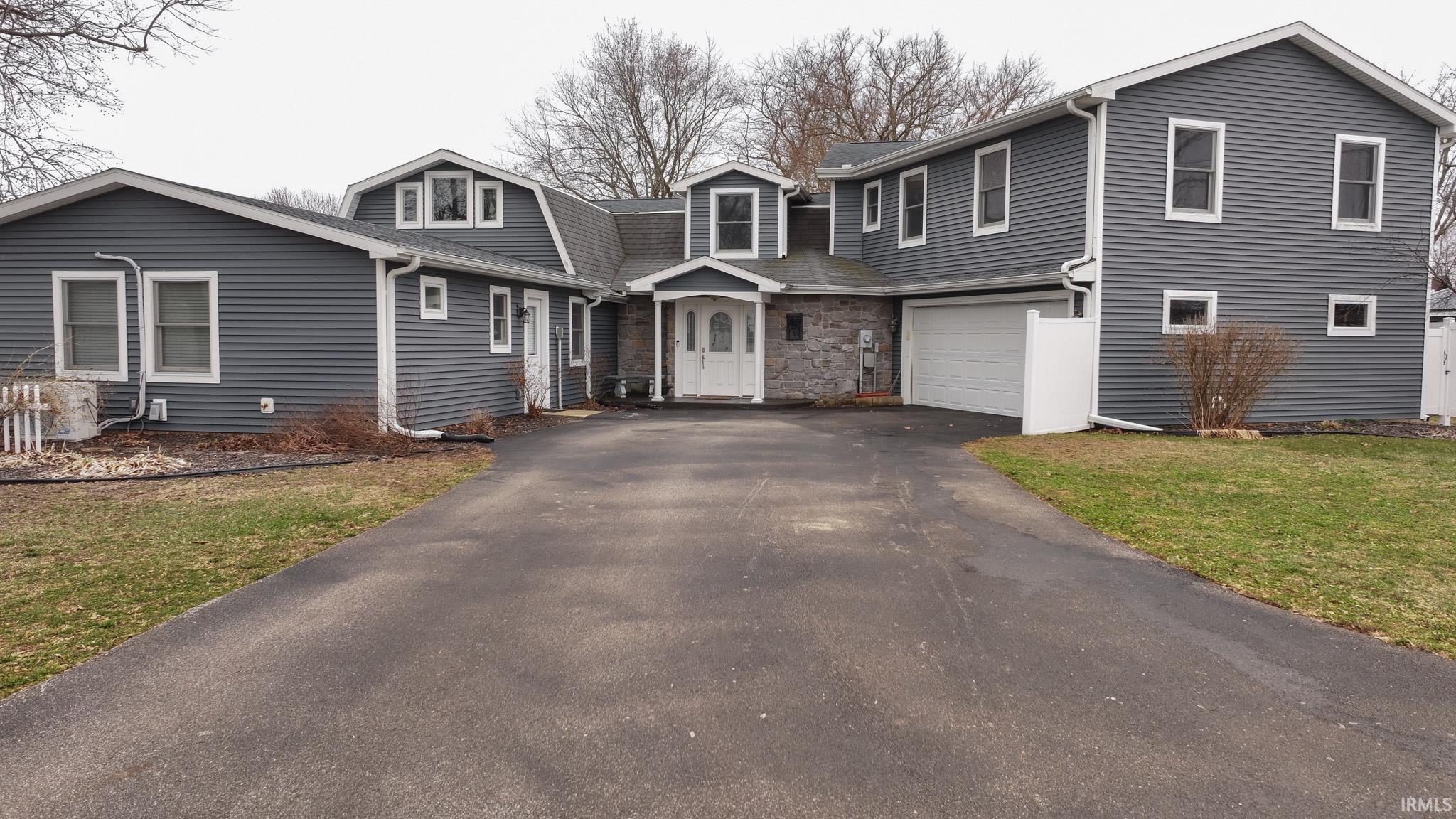 2109 Ball Court Rochester IN 46975