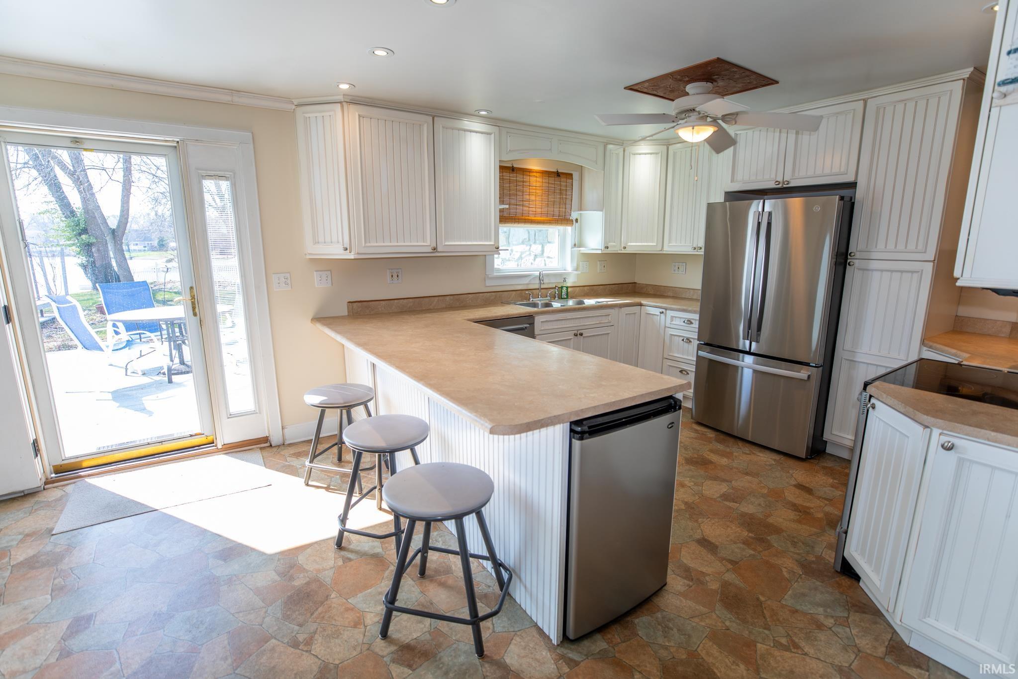 2109 Ball Court Rochester IN 46975