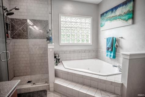4524 E Foxmoor Lane Lafayette IN 47905