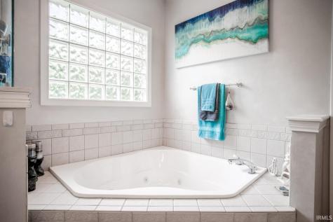 4524 E Foxmoor Lane Lafayette IN 47905