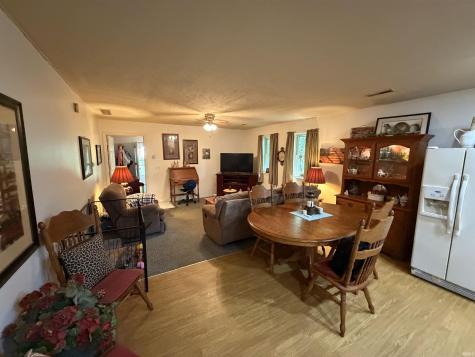 63 E Owens Farm Road Bloomfield IN 47424