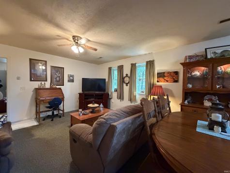 63 E Owens Farm Road Bloomfield IN 47424