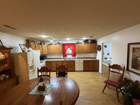 63 E Owens Farm Road Bloomfield IN 47424