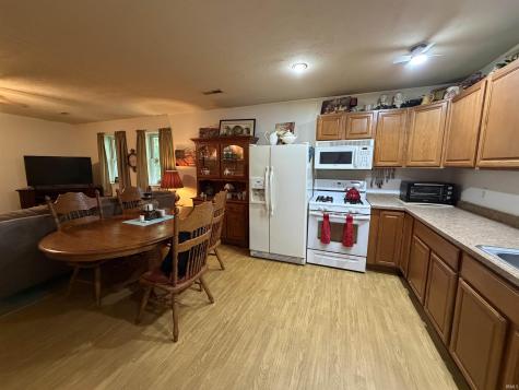 63 E Owens Farm Road Bloomfield IN 47424