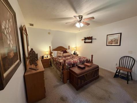63 E Owens Farm Road Bloomfield IN 47424