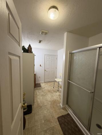 63 E Owens Farm Road Bloomfield IN 47424