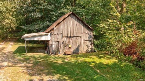 63 E Owens Farm Road Bloomfield IN 47424