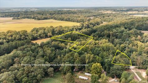 63 E Owens Farm Road Bloomfield IN 47424