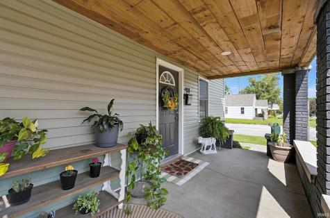 401 W Grissom Avenue Mitchell IN 47446
