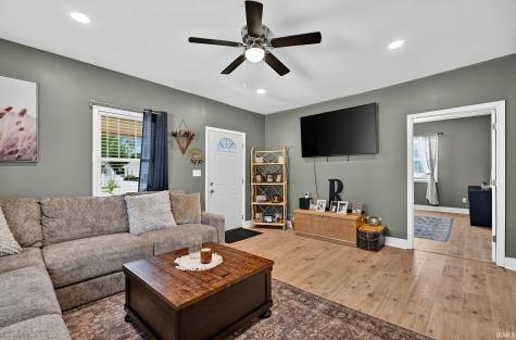 401 W Grissom Avenue Mitchell IN 47446