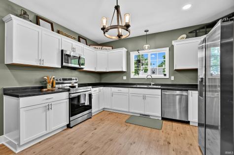 401 W Grissom Avenue Mitchell IN 47446