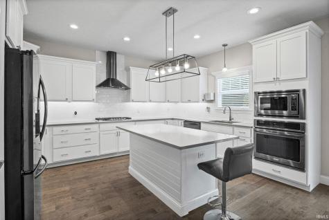 1073 Chesapeake Pointe Drive Lafayette IN 47909