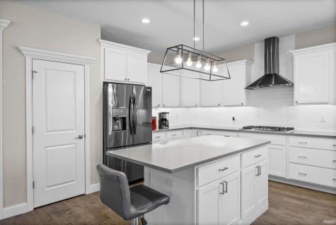 1073 Chesapeake Pointe Drive Lafayette IN 47909