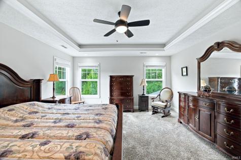 1073 Chesapeake Pointe Drive Lafayette IN 47909