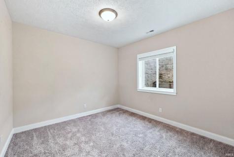 1073 Chesapeake Pointe Drive Lafayette IN 47909
