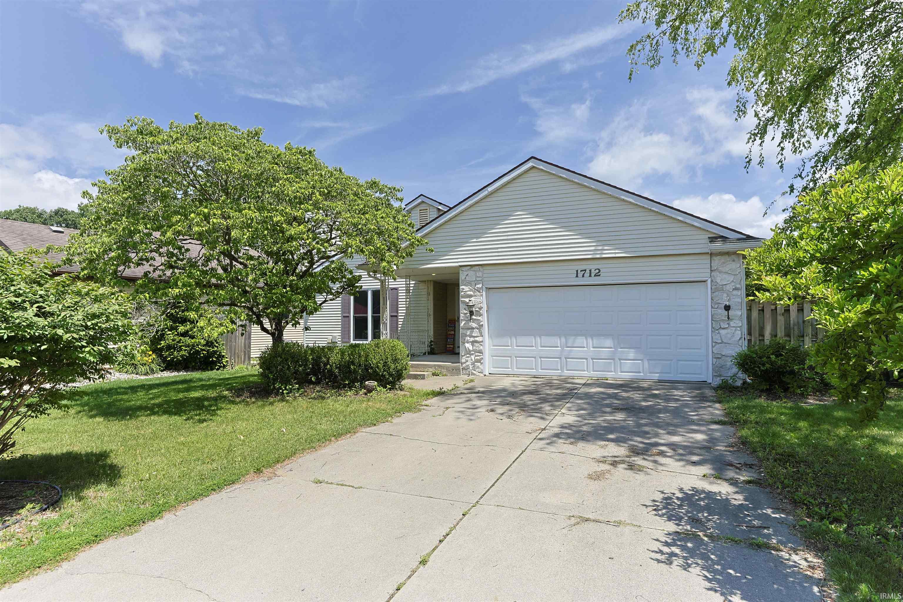 1712 Woodland Drive Elkhart IN 46514