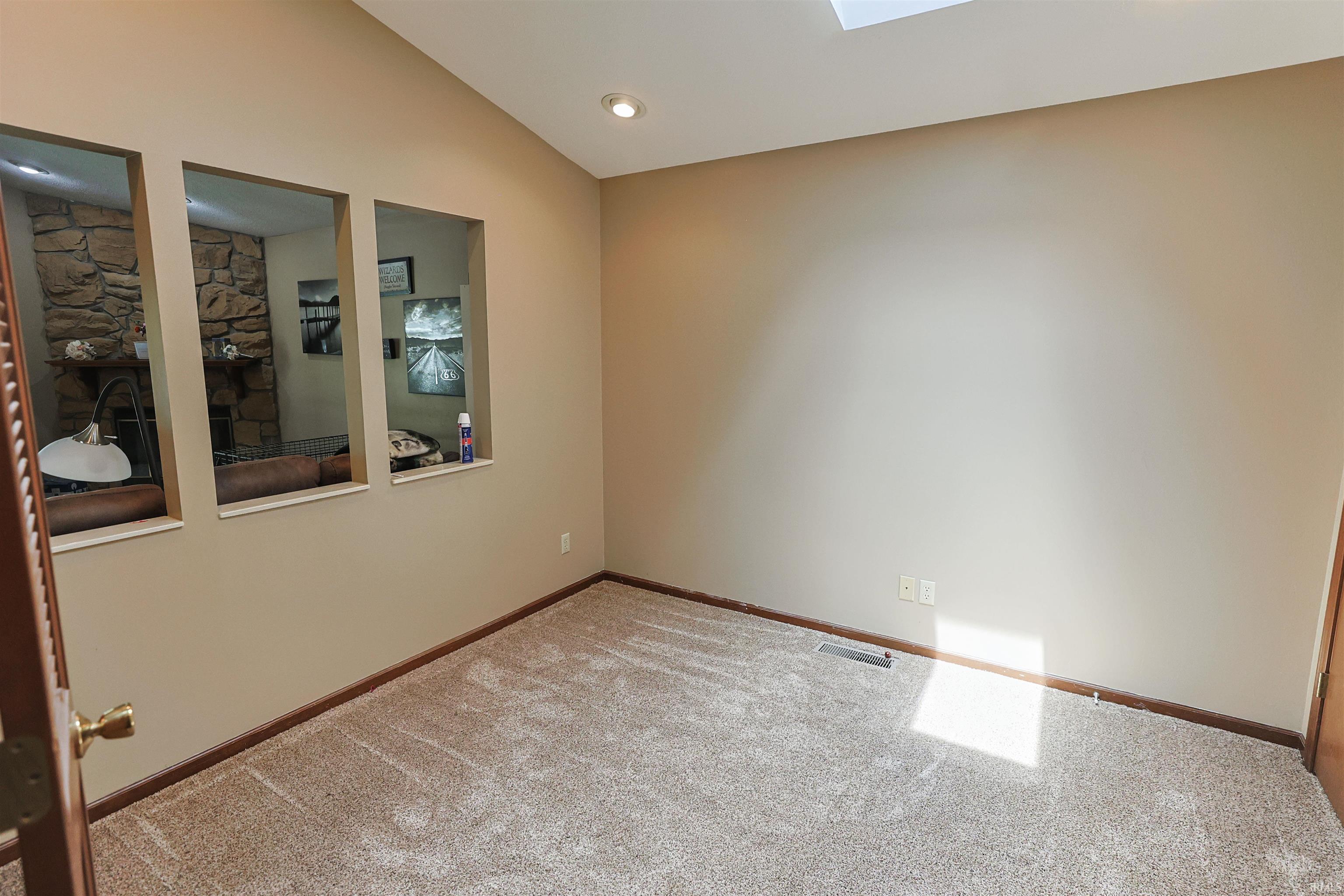 1712 Woodland Drive Elkhart IN 46514