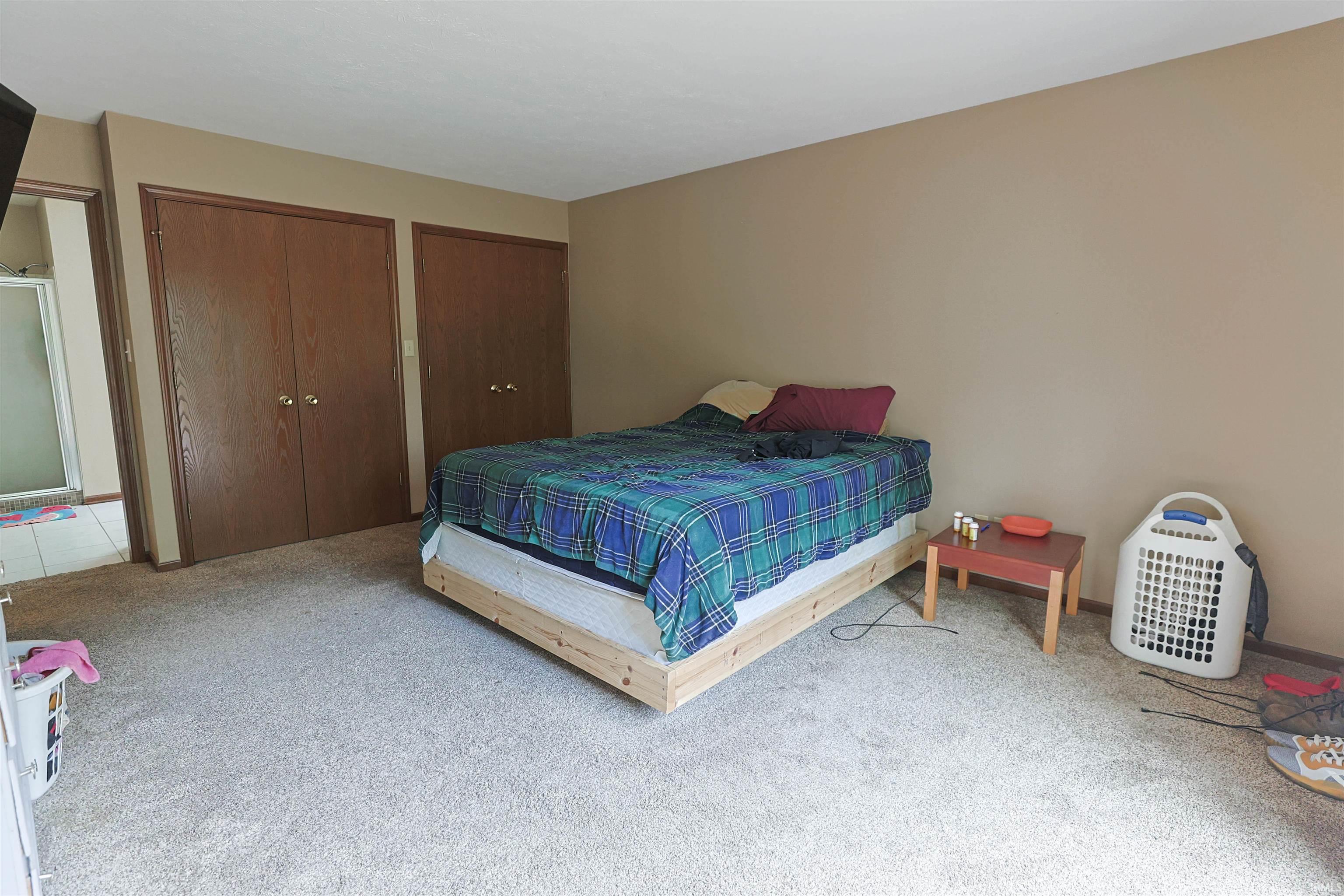1712 Woodland Drive Elkhart IN 46514