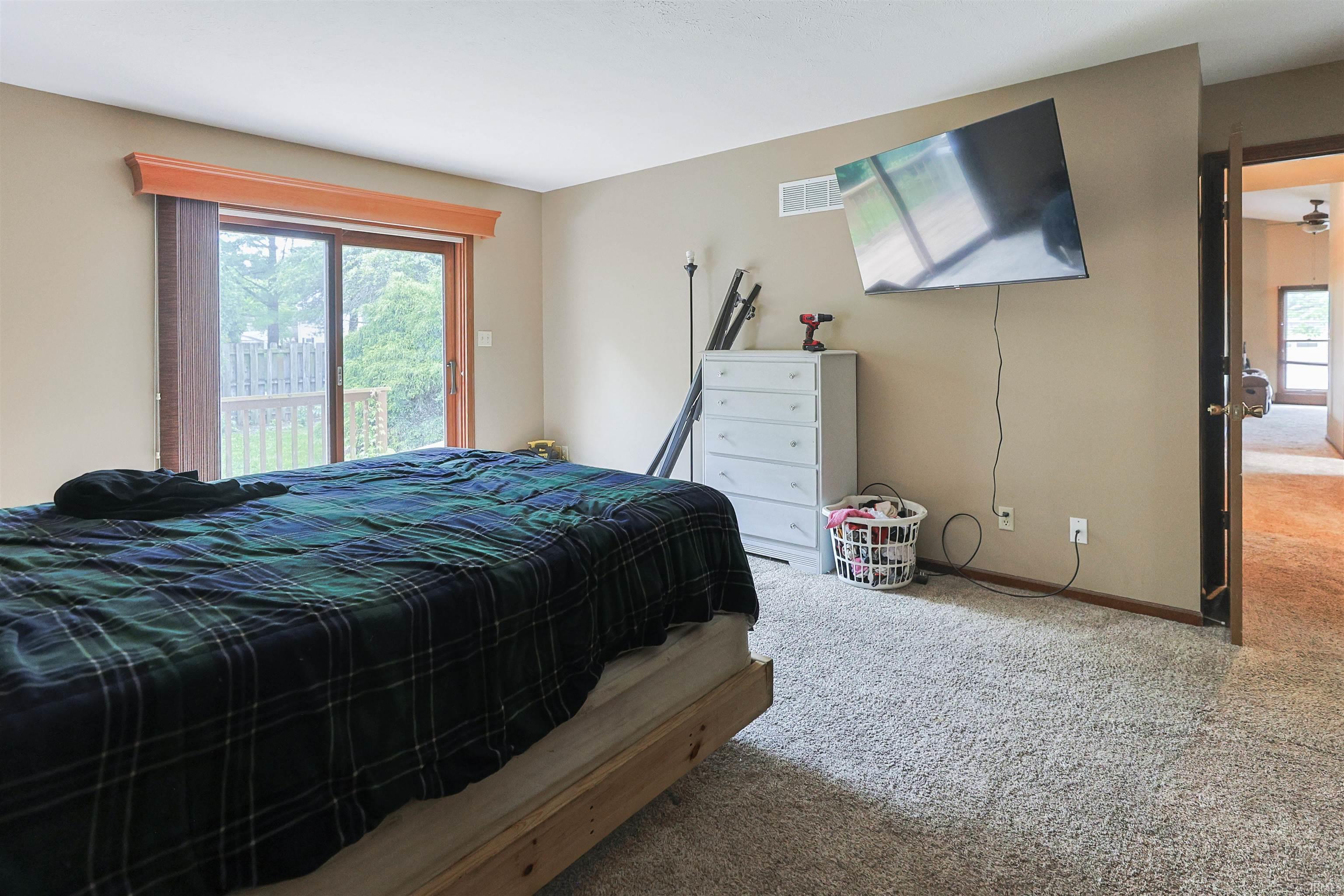 1712 Woodland Drive Elkhart IN 46514